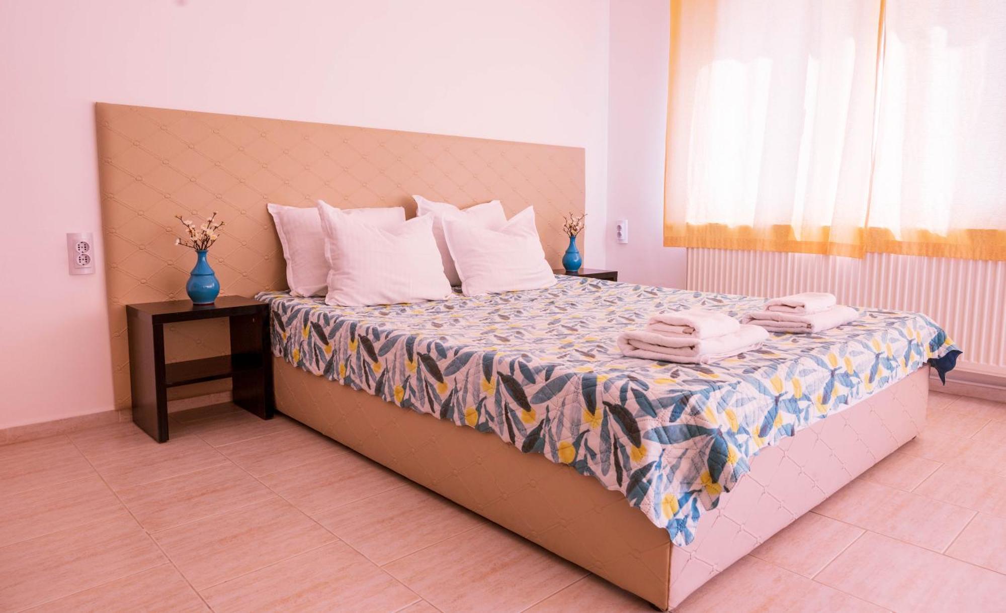 Family Hotel Perla 金沙 外观 照片