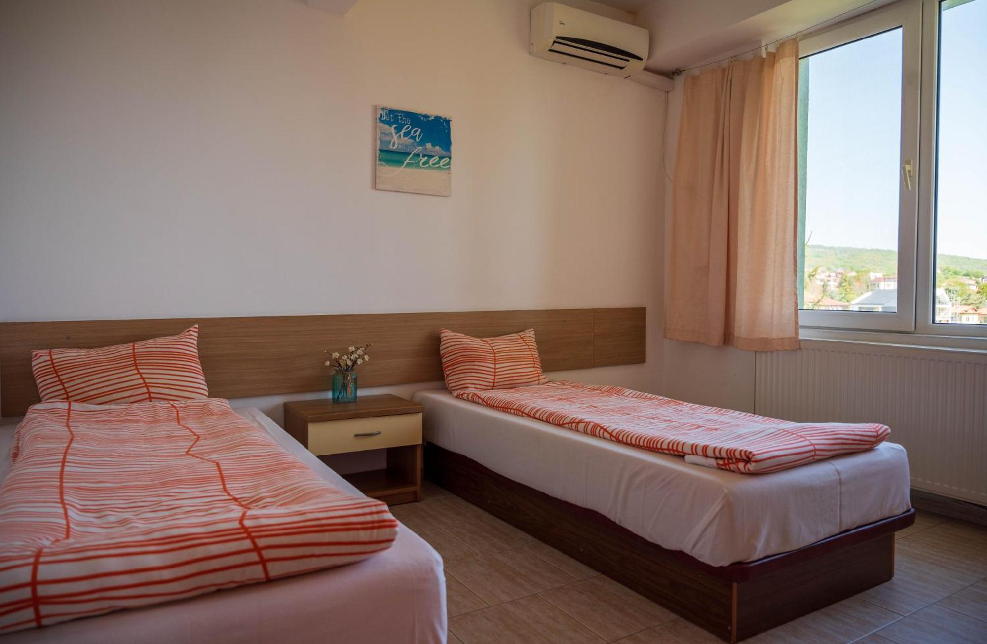 Family Hotel Perla 金沙 外观 照片