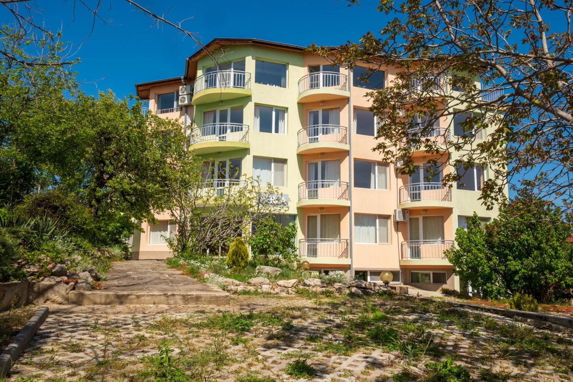 Family Hotel Perla 金沙 外观 照片