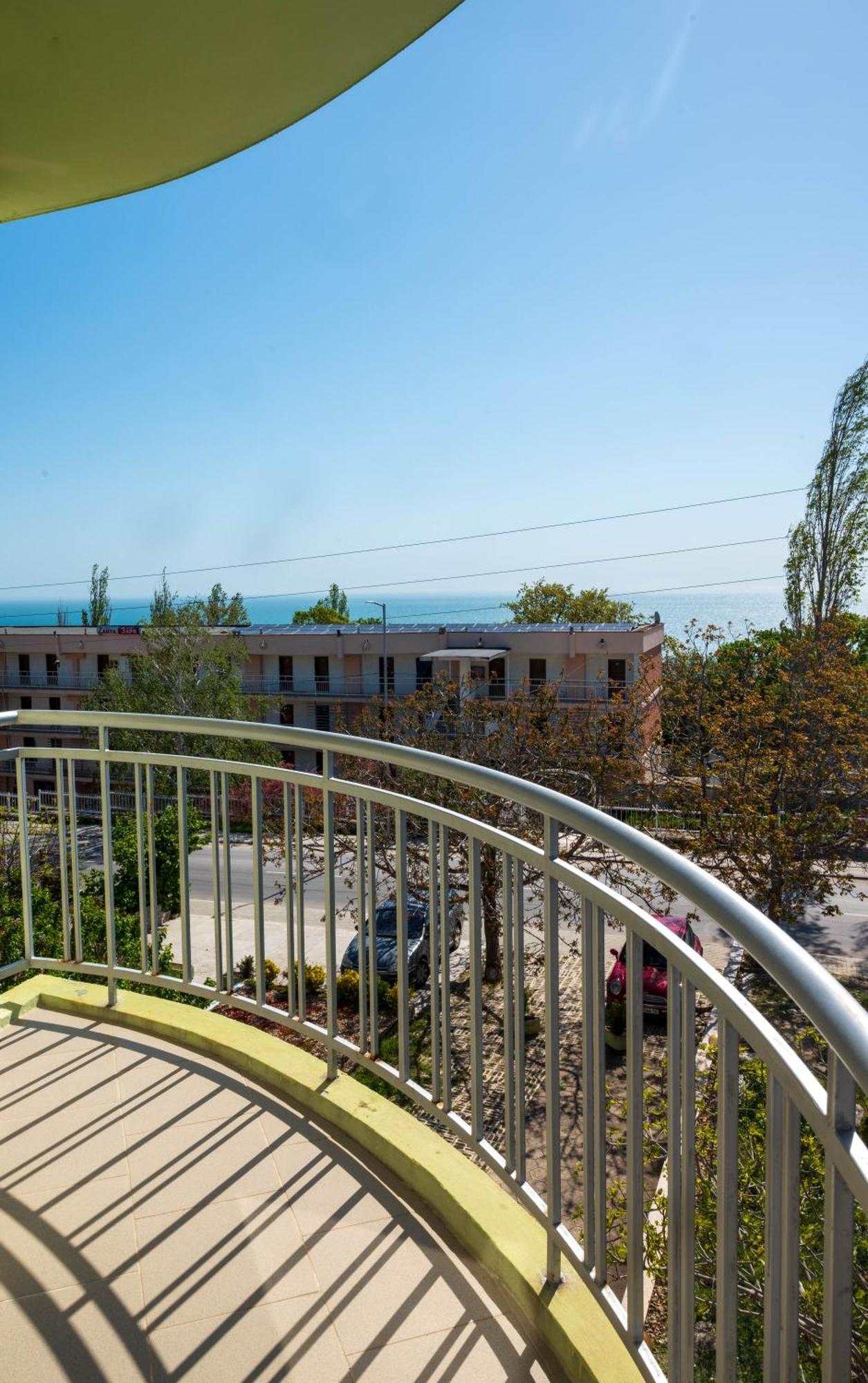Family Hotel Perla 金沙 外观 照片