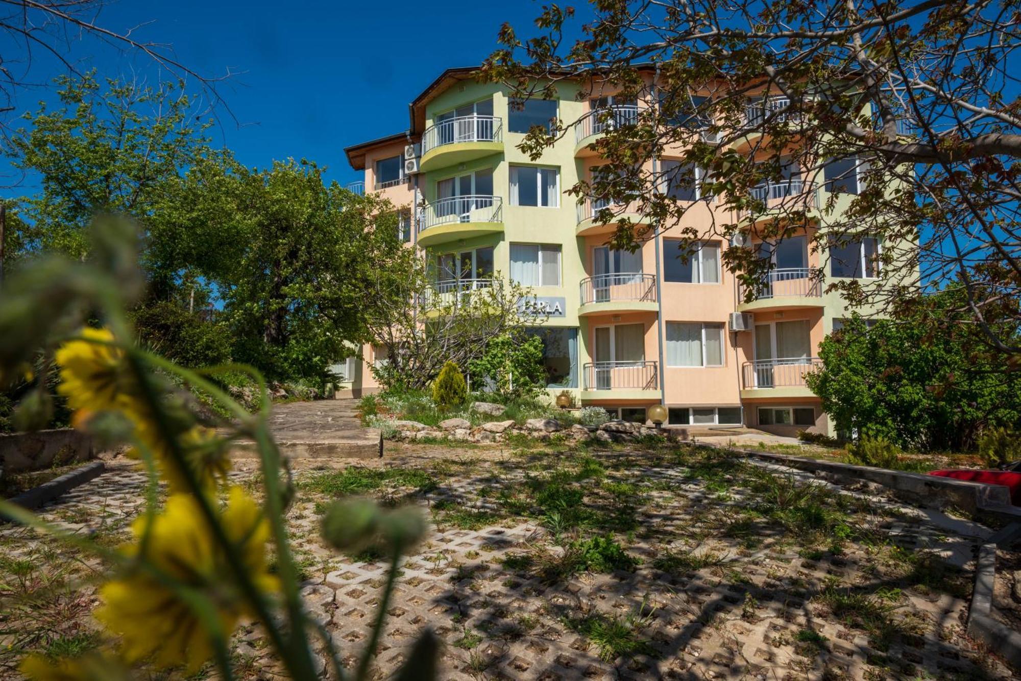 Family Hotel Perla 金沙 外观 照片