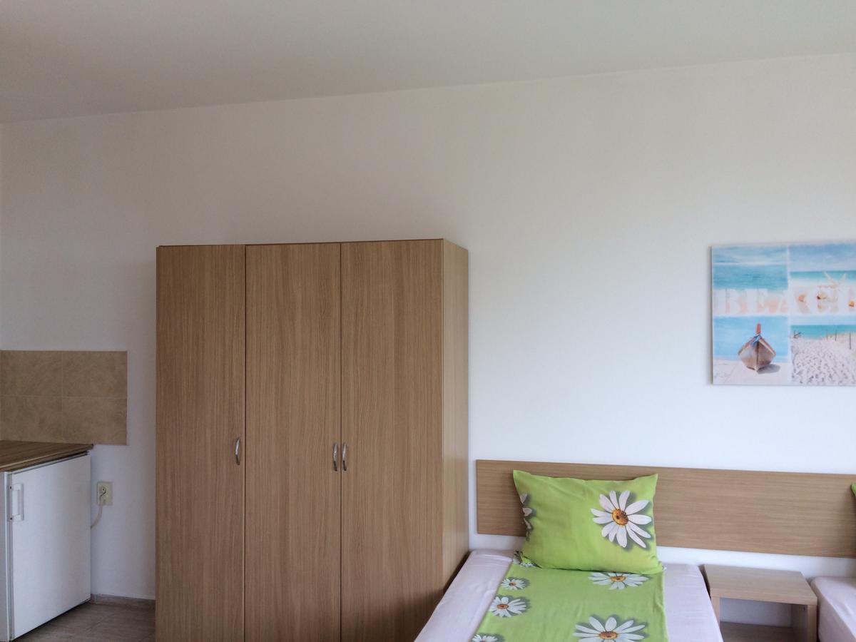 Family Hotel Perla 金沙 外观 照片